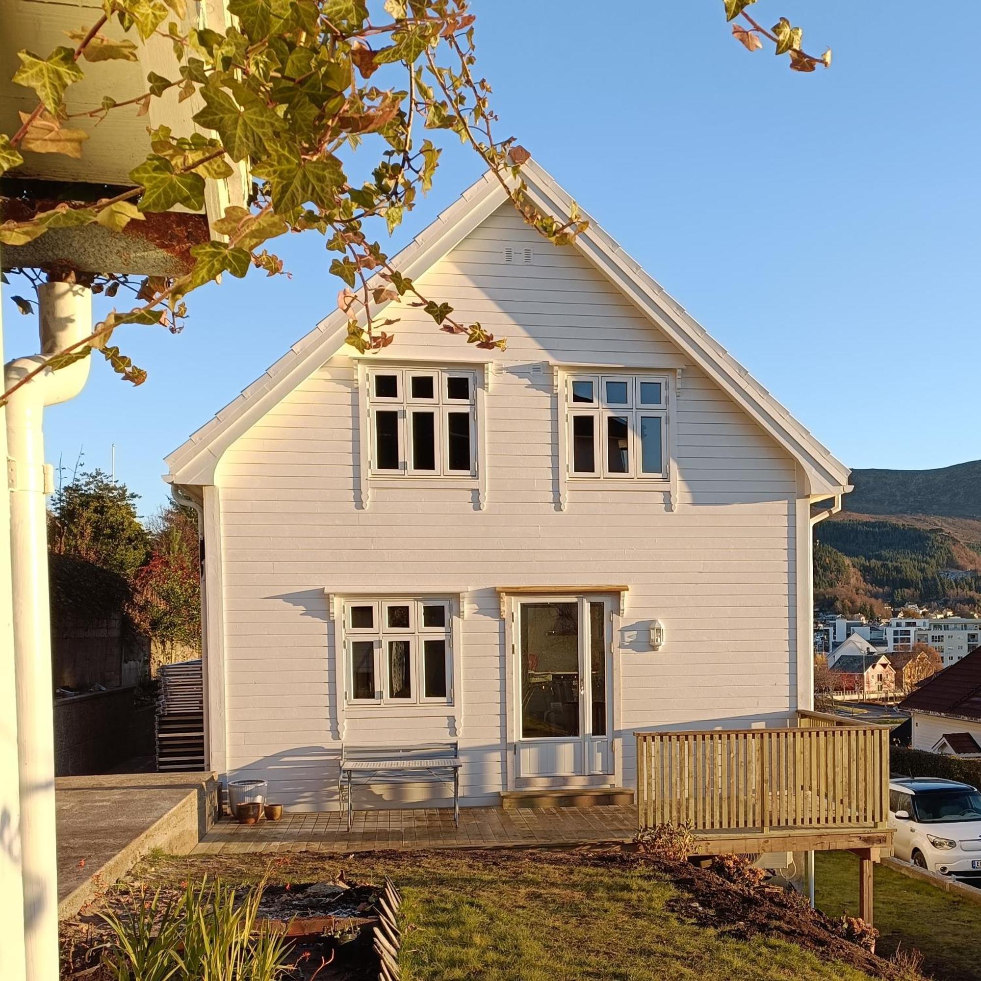 Holiday home Charming House In With Free Parking